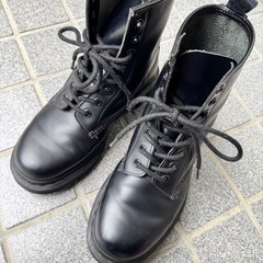 Dr.Martens 1460 MONO 8ホールブーツ