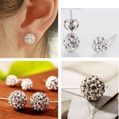 ミラーボール/ネックレスとピアスのセット（新品）の画像