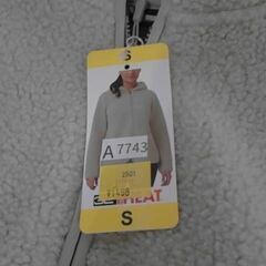 32°degrees　レディース ボアパーカー　 フリース ルームウェア　S　A7743の画像