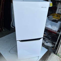 ハイセンス　2ドア冷凍冷蔵庫　HR-D1302
