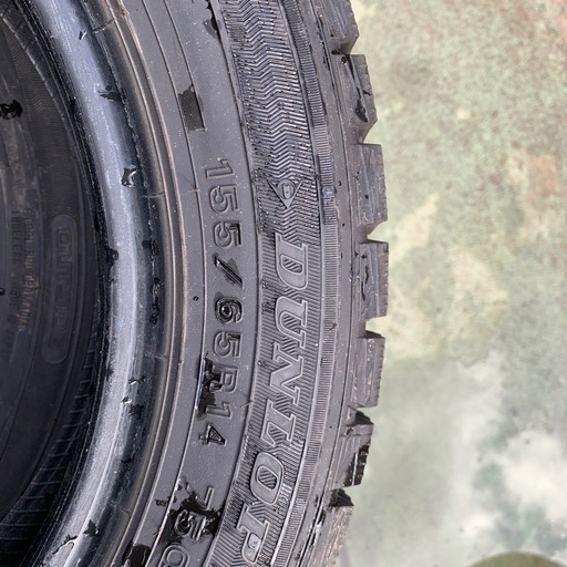 スタッドレスタイヤ　155/65R14