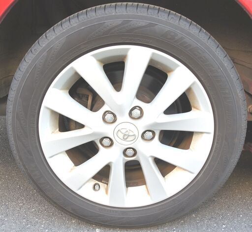 ラジアルタイヤ/ホイール 4本セット 16インチ 6.5J PCD114.3 5穴 タイヤ205-55R16 です。ノア、ボクシー、セレナなど