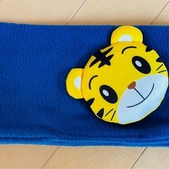 新品未使用！子ども用マフラーの画像