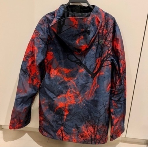 【定価から60%オフ！】Volcom　スノーボードウェア