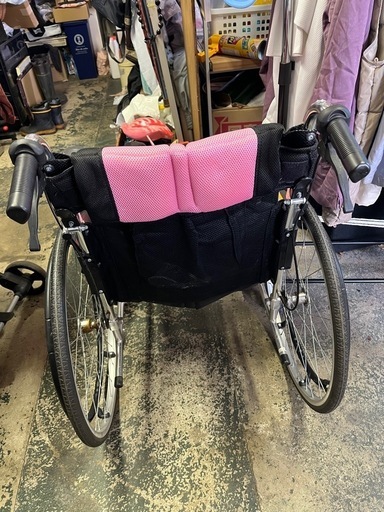 カドクラ　車椅子