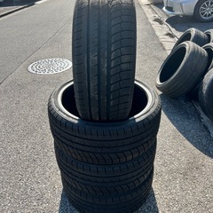 まだあります[新古タイヤ]DAVANTI WINTOURA+ 225/35R19 93V XL ｽﾀｯﾄﾞﾚｽ