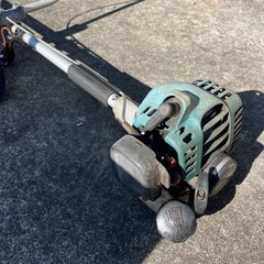 エンジン　草刈機　芝刈り機の画像
