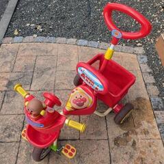 アンパンマン三輪車の画像