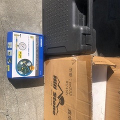 終了　エアコンガスチャージホース　真空引きポンプ