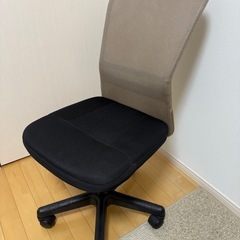 アイリスオーヤマの椅子