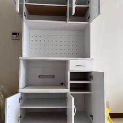 【値下げ】食器棚30日で掲載終了の画像