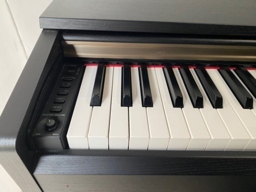 YAMAHA  人気モデル　YDP161 電子ピアノ