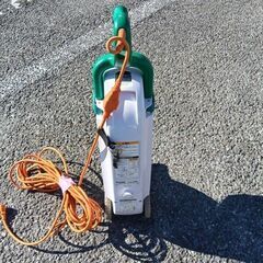 マキタ MLM160 電動芝刈り機【野田愛宕店】【店頭取引限定】【中古】管理番号：ITK2YOES88WCの画像