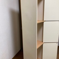 収納棚の画像