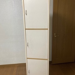 収納棚の画像