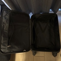 キャリーケースの画像