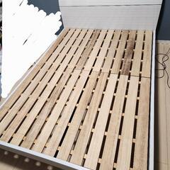 ダブルベッド枠、マットレス