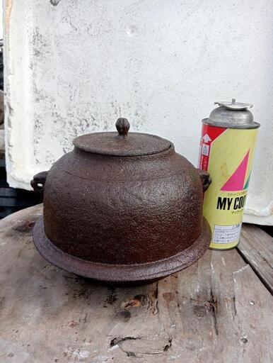 お茶 道　鉄製の茶釜
