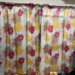 お値下げしました。①北欧風 花柄カーテン  ※2枚セットの画像