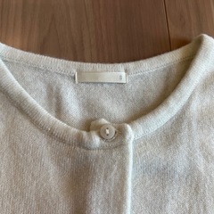 GU カーディガン白　Sの画像