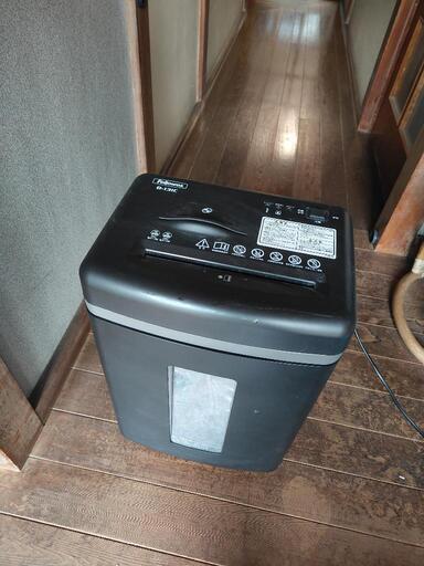 シュレッダー fellowes型式 b131c