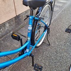 【締切】あさひ自転車２台(色違い)新品同様 倉庫保管の画像