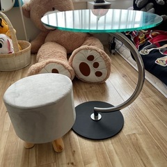 ガラスサイドテーブル、スツール⭐︎