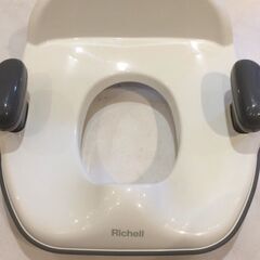☆496☆Richell ポッティス 補助便座 トイレ補助 子ども　トイレ　１歳６ヵ月～　トイトレ　補助の画像