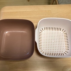 キッチン、水切りザルの画像
