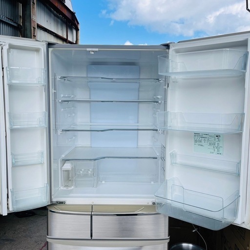 パナソニック 6ドア冷凍冷蔵庫 NR-F553T-N シルバー ✨‼️大容量550L