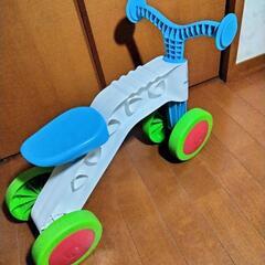 チラフィッシュ イッチビッチ四輪車