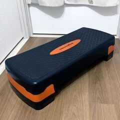 【無料】フィットネス　エクササイズ　トレーニング　ステップ台の画像