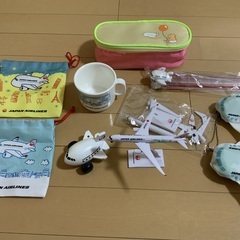 JAL 子供食事セット + 飛行機おもちゃ