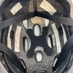 ▼値下げ▼子ども用ヘルメット BELL 52～56㎝ 自転車用 店頭販売 南区花畑の画像