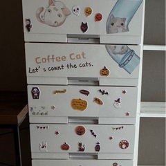 収納キャビネット