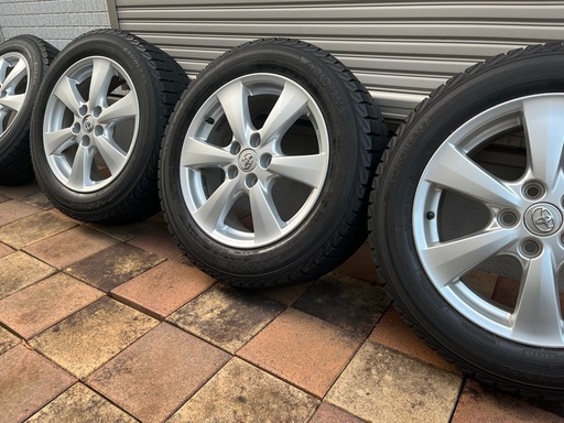 エスティマ純正ホイール　スタッドレス付