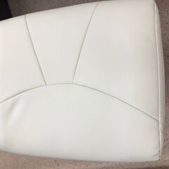 【A400】パーソナルチェア ニトリ ホワイトの画像