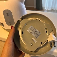 電気ポットの画像
