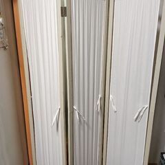 折り畳みパーテーション