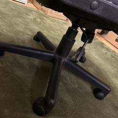 《決まりました》キャスター付き椅子の画像