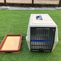 ペットキャリー、トイレトレー
