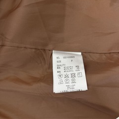 ロングコート　アウター　上着　チェスターコート　春秋冬　　薄めのコートの画像