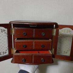 ⑮小物入れ付きオルゴールの画像