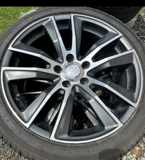 【22日23日限り値下げ】225/45/18夏タイヤ