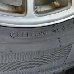 ヴェゼル夏タイヤ215/60R16の画像