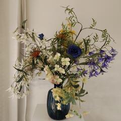 造花　フラワーアレンジメントの画像