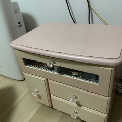 【お譲り先決まりました】化粧棚、収納ケース