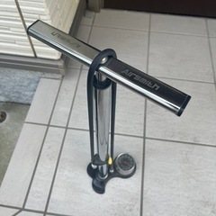 【手渡し限定】LEADERBIKE 735TR ピストバイク ブラック
の画像