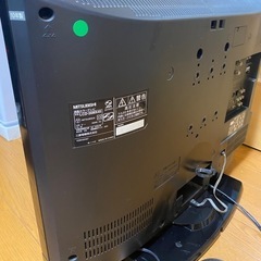 回転式スタンドの液晶テレビ　32インチ　三菱　の画像