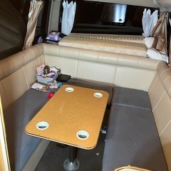 コースターキャンピングカーの画像